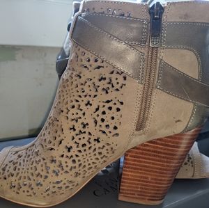 Ankle boots